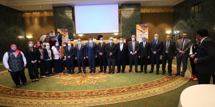 وزير التعليم العالي يشهد احتفالية تكريم الجامعات المدرجة بتصنيف QS لعام 2022