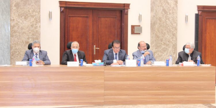 الجامعات الخاصة يكون لجنة لمتابعة إجراءات إنشاء كليات الطب الجديدة