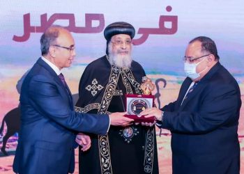 رئيس جامعة حلوان يشهد احتفالية ذكرى دخول العائلة المقدسة مصر