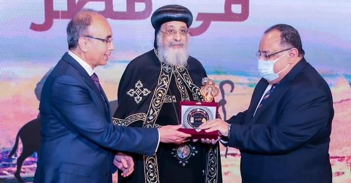 رئيس جامعة حلوان يشهد احتفالية ذكرى دخول العائلة المقدسة مصر