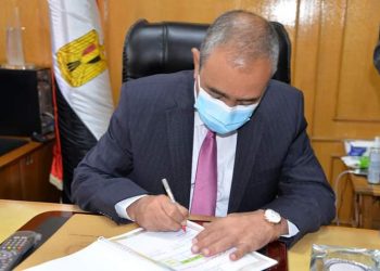 ننشر أسماء الأوائل.. محافظ الإسماعيلية يعتمد نتيجة الشهادة الاعدادية