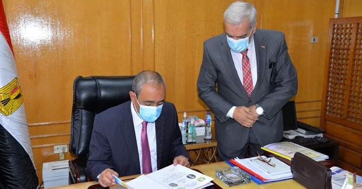 ننشر أسماء الأوائل.. محافظ الإسماعيلية يعتمد نتيجة الشهادة الاعدادية