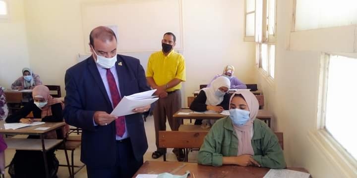 قيادي بالتعليم: امتحان اللغة العربية بالدبلومات في مستوي الطالب المتوسط