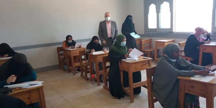 تطوير الوافدين يتابع أول أيام امتحانات الشهادة الثانوية لطلاب البعوث الإسلامية