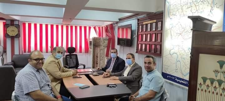 اجتماع تنسيقي لمناقشة انطلاق دورات تدريبية إعداد معلم رقمي معتمد