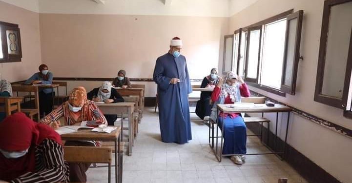 وكيل الأزهر : انتظام سير أعمال امتحانات الشهادة الثانوية الأزهرية بمعاهد الشرقية