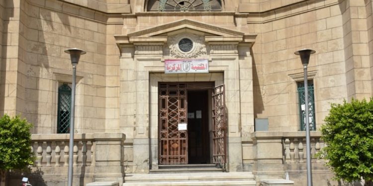 قريبًا.. الانتهاء من إعادة ترميم وتأهيل المكتبة التراثية في جامعة القاهرة وفق المعايير الأثرية