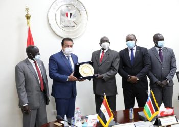 وزير التعليم العالي يبحث سبل تعزيز التعاون الثنائي مع جنوب السودان