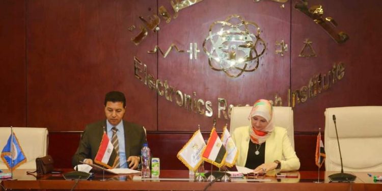 بروتوكول تعاون بين معهد بحوث الإلكترونيات وشركة ستاك لأنظمة الحاسبات والتكنولوجيا