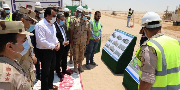 وزير التعليم العالي يتفقد الأعمال الإنشائية بجامعة قناة السويس الأهلية