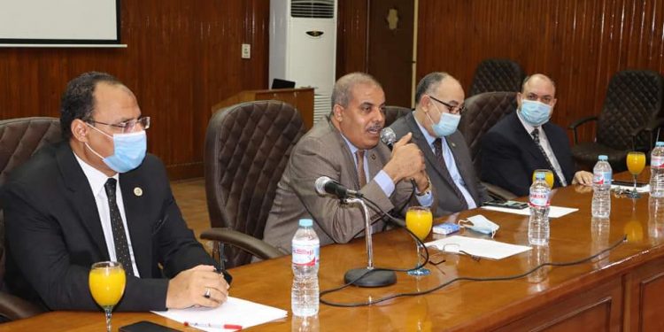 معيد بكلية التربية جامعة الأزهر يفوز بالمركز الأول في الملتقى الدولي السادس لفن الخط العربي