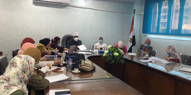 نائب رئيس جامعة الأزهر يتابع سير الامتحانات بكلية الاقتصاد المنزلي