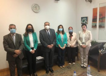 وفد جامعة حلوان يزور لنائب محافظ الجيزة بسبب «حياة كريمة»