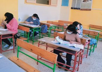 تقاضي مبالغ مالية وسمح بالغش.. إخلاء طرف مراقب بامتحانات الدبلوم