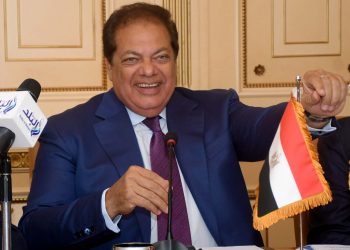 أبو العينين لمجلس الأعمال المصري البرتغالي: مياه النيل للمصريين مسألة حياة أو موت