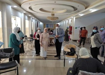 فكري يتابع امتحانات كليات فرع البنات بجامعة الأزهر ويتفقد مركز الحاسب الآلي