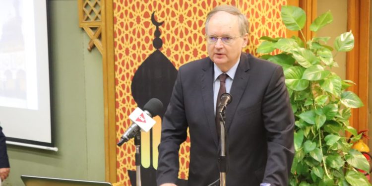 ممثل الاتحاد الاوروبي يؤكد أهمية تضافر الجهود لتحقيق التنمية المستدامة في مختلف دول العالم