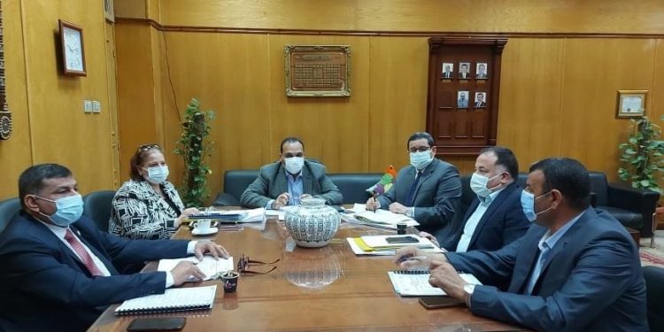 لجنة قيادات جامعة بنها تستقبل المتقدمين للوظائف الإشرافية