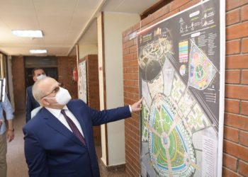 الخشت يطلق أكبر مشروع لتطوير محطة التجارب ومزارع وادي النطرون "صور"