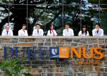 سنغافورة تقدم منحة لطلاب البكالوريوس والماجستير لدراسة الطب