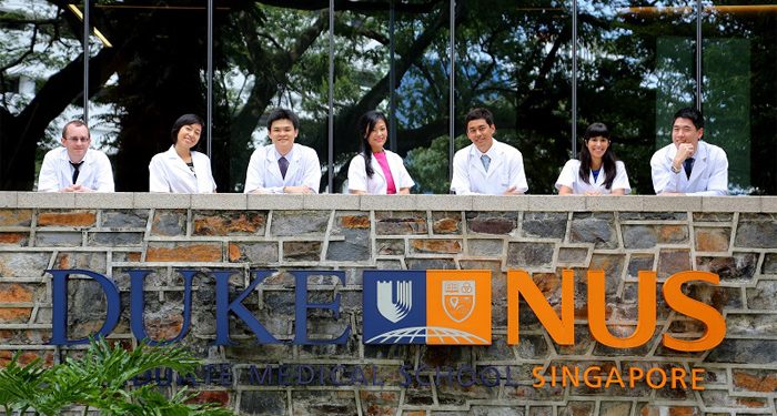 سنغافورة تقدم منحة لطلاب البكالوريوس والماجستير لدراسة الطب
