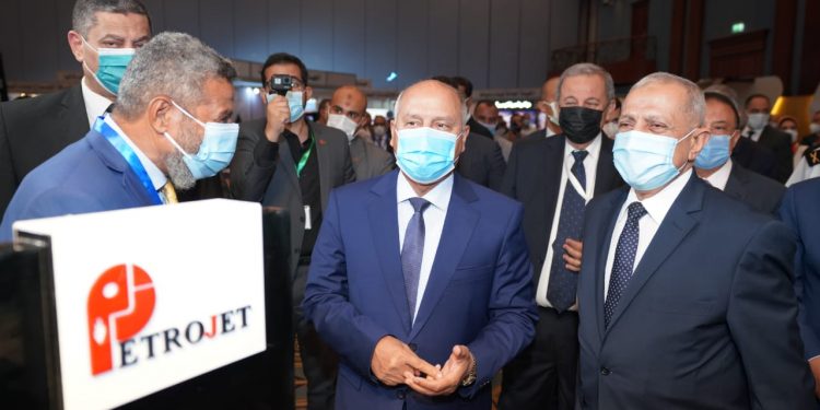 كامل الوزير: 90% من التجارة العالمية يتم عن طريق البحر.. والتحول الرقمي ضرورة حتمية