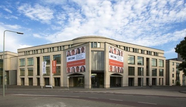 كلية ماستريخت للإدارة تقدم منحة لطالبات الماجستير في هولندا