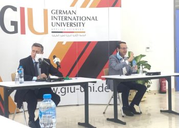 أشرف منصور: لا نعتمد على مجموع الثانوية في قبول الطلاب بالجامعة الألمانية