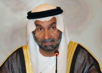 منح أحمد بن محمد الجراون وسام صانع السلام الذهبي