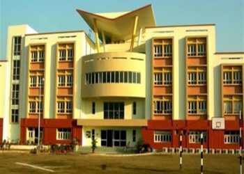 أهم مميزات المدارس الرسمية المتميزة لغات والمدارس الرسمية لغات والفرق بينهم