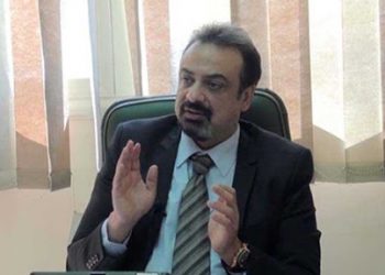 الأمين العام للمستشفيات الجامعية يكشف الوضع الوبائي لكورونا ويحذر من المضادات الحيوية