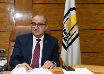 الدكتور طارق الجمال، رئيس جامعة أسيوط