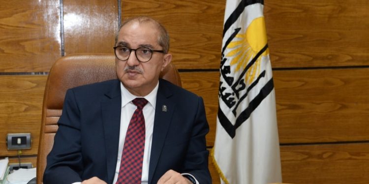 الدكتور طارق الجمال، رئيس جامعة أسيوط