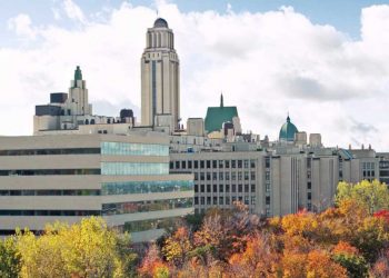 جامعة مونتريال الكندية تقدم منح لطلاب البكالوريوس والدراسات العليا