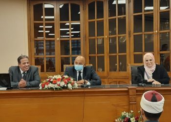 نائب رئيس جامعة عين شمس يُحث أئمة الأوقاف بالاهتمام بالشباب في خطب الجمعة