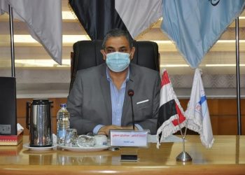 رئيس جامعة كفر الشيخ يؤكد على اهمية المشاركة في مبادرة التصدي للأمية