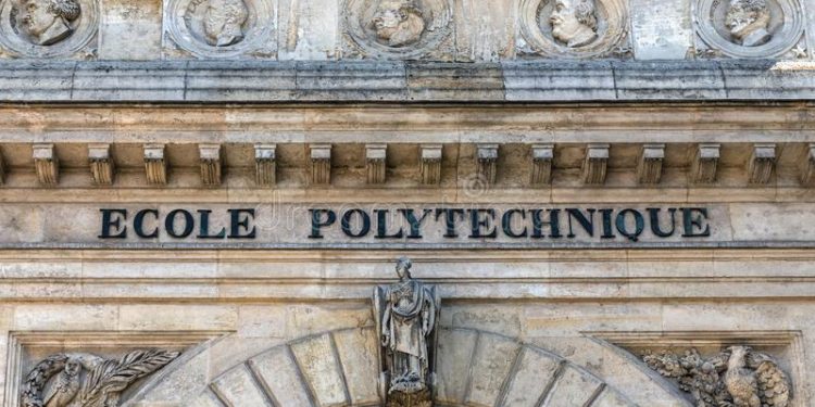 معهد البوليتكنيك في باريس يقدم منحة لطلاب البكالوريوس