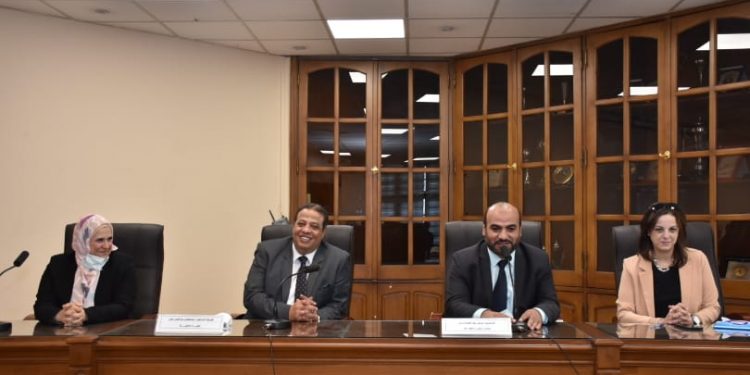 افتتاح الدورة التدريبية لأئمة وزارة الأوقاف في المهارات الإعلامية بجامعة عين شمس|صور