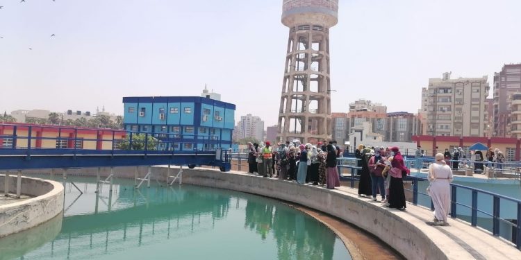 زيارة ميدانية لطلاب "طب الزقازيق" لمحطة مياه مدينة الزقازيق