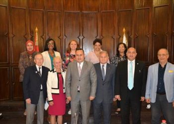 رئيس جامعة الإسكندرية يستقبل وفدين من جامعتي أوشن كونتي ونيوجيرسي سيتي