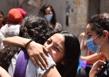 "فركش ثانوية عامة أدبي".. دفعة التابلت تستعد لبدء الحياة الجامعية