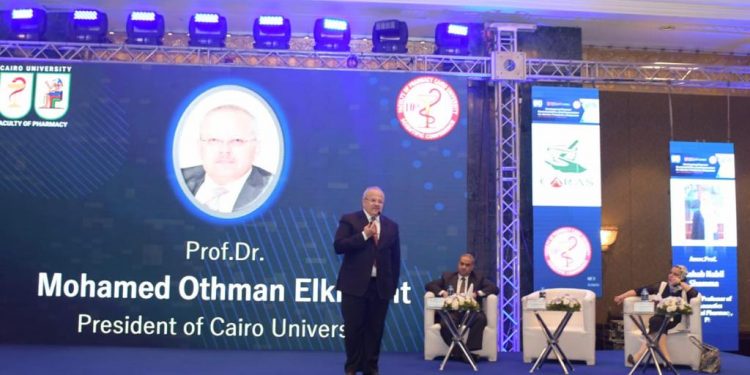 الدكتور محمد عثمان الخشت، رئيس جامعة القاهرة