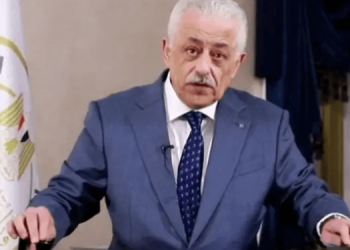 طارق شوقي عن جمع كلمة حليب: مش حافظ الإجابة