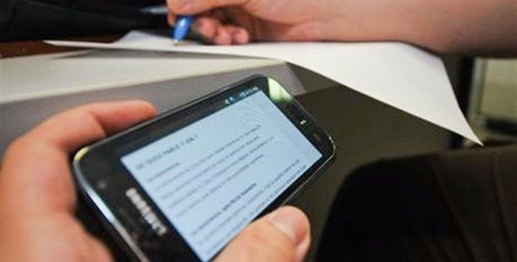 إخفاء الهواتف في الأحذية وساعات وأقلام بكاميرا.. حيل غريبة للغش في الثانوية العامة