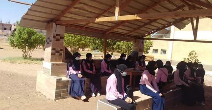 الطلاب عن امتحان "الفرنساوي": جاء من المنهج.. وشكاوى من صعوبة "الألماني"