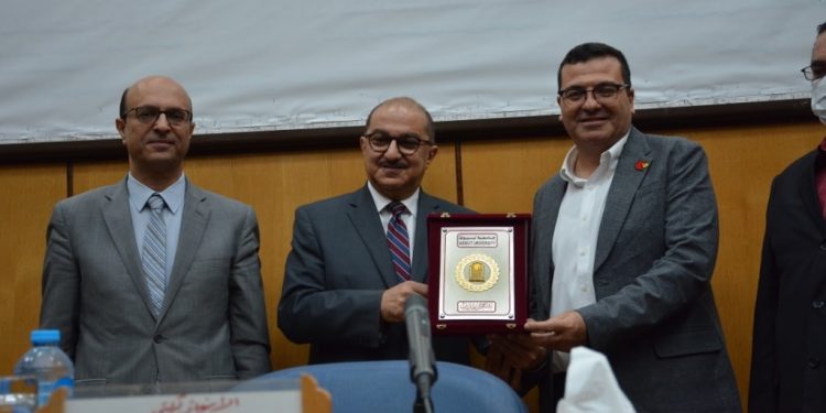 جامعة أسيوط تناقش دور الهندسة الطبية في تشخيص وعلاج أمراض سرطان الرئة وفيروس كورونا والزهايمر