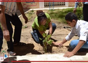 جهاز "أسيوط الجديدة"  يطلق مبادرة "بأيدينا نخضرها" لتجميل المدارس