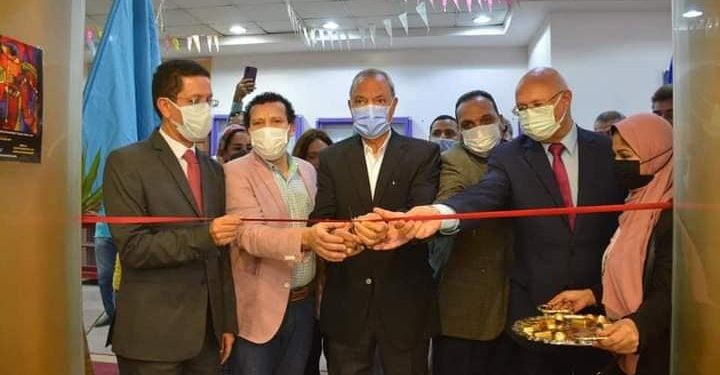 افتتاح معرض مشروعات التخرج لطلاب فنون تطبيقية بنها