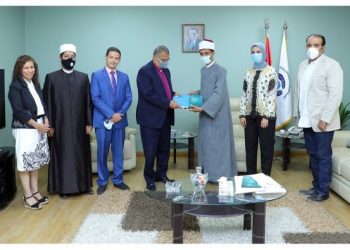 وحدة بحث مشيخة الأزهر تلتقي رئيس الطائفة الإنجيلية بمصر