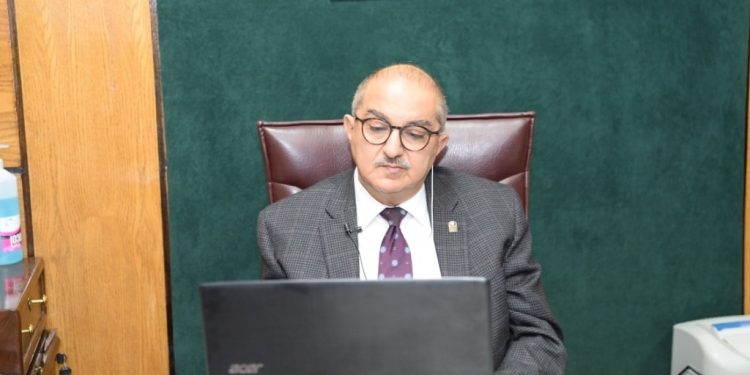 الدكتور طارق الجمال، رئيس جامعة أسيوط